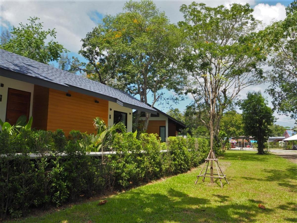 The Mantra Navi Koh Lanta Exterior foto