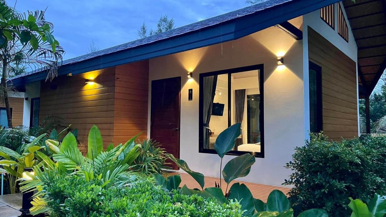 The Mantra Navi Koh Lanta Exterior foto