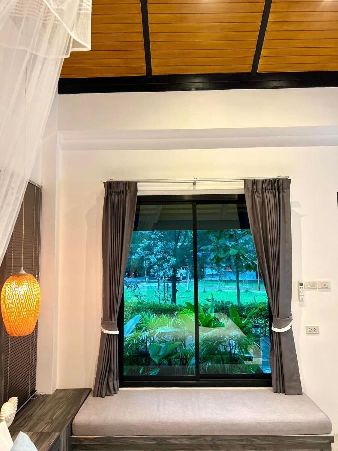 The Mantra Navi Koh Lanta Exterior foto